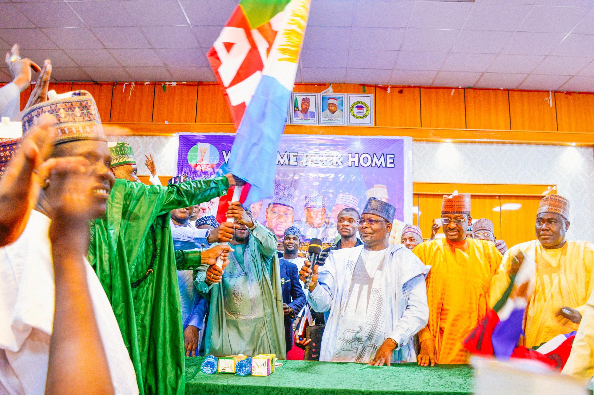 538677463_24538445589125100_7928546150879608228_n